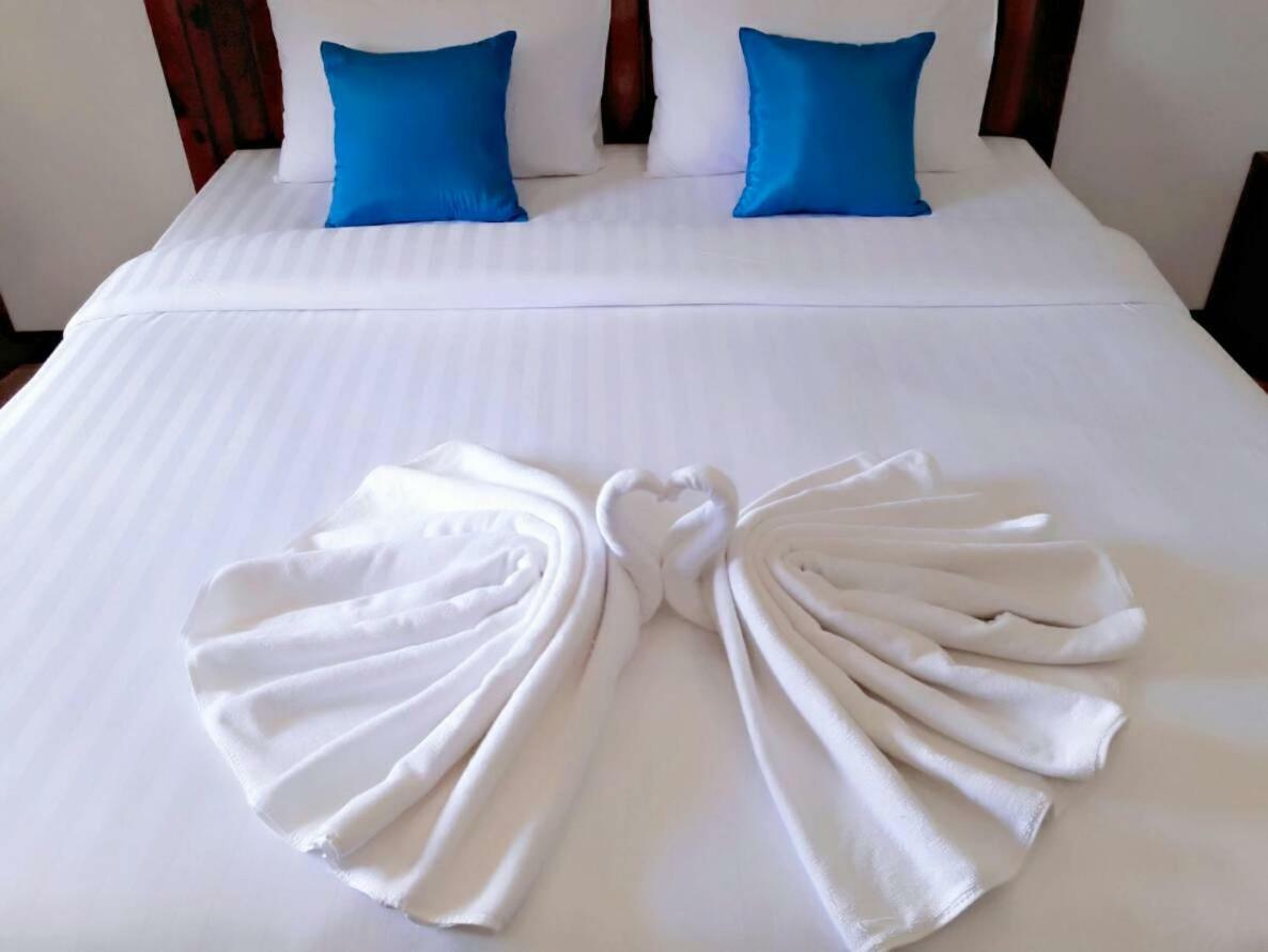 Billabong Hotel And Cafe Baan Tai Zewnętrze zdjęcie